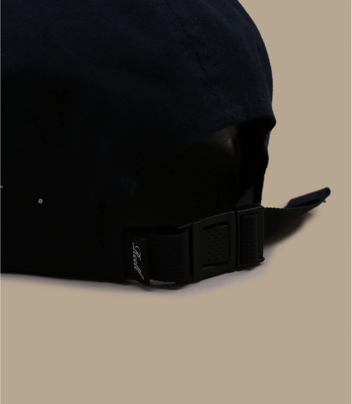 Reell 5 Panel Nylon Black 5 Reell 5 Panel Nylon Black – Image 5