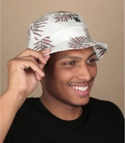 Brixton Beta Packable Bucket Aloha Off White