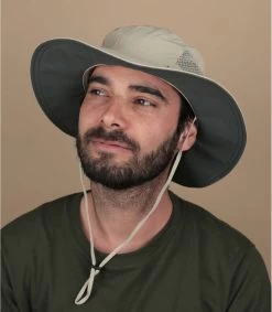 Columbia Bora Bora Booney Fossil