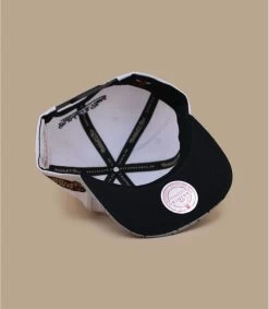 Mitchell & Ness Casquette Cracked Cement Snapback Bulls -Chapeau Chic Soldes Boutique casquette cracked cement snapback bulls 4