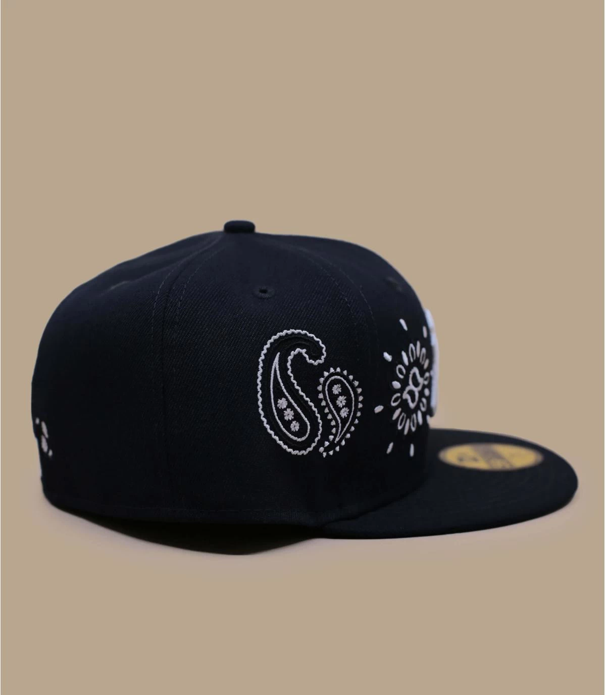 NEW ERA Casquette MLB AOP Paisley 59Fifty NY 5 NEW ERA Casquette MLB AOP Paisley 59Fifty NY – Image 5
