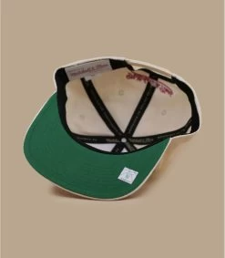 Mitchell & Ness Casquette Reframe Retro Snapback HWC Bulls Off White -Chapeau Chic Soldes Boutique casquette reframe retro snapback hwc bulls off white 4