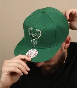Mitchell & Ness Embroidery Glitch Snapback Bucks