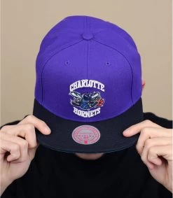 Mitchell & Ness NBA Core Basic Snapback Hornets