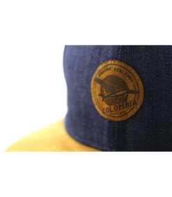 Snapback Cocaine Airlines Denim Suede -Chapeau Chic Soldes Boutique snapback cocaine airlines denim suedesnapback20Cocaina20denim20suede