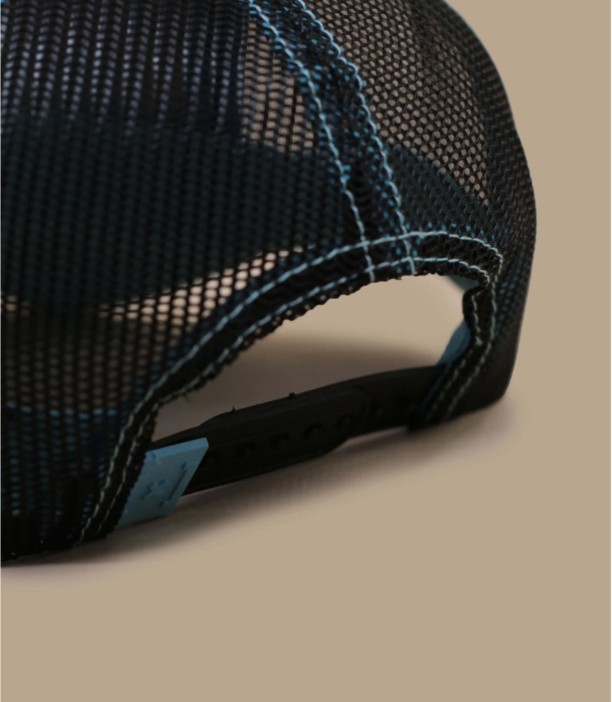 Capslab Trucker Dragon Ball Super Goku 5 Capslab Trucker Dragon Ball Super Goku – Image 5