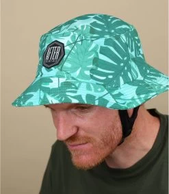 Water Bucket Big Leaves