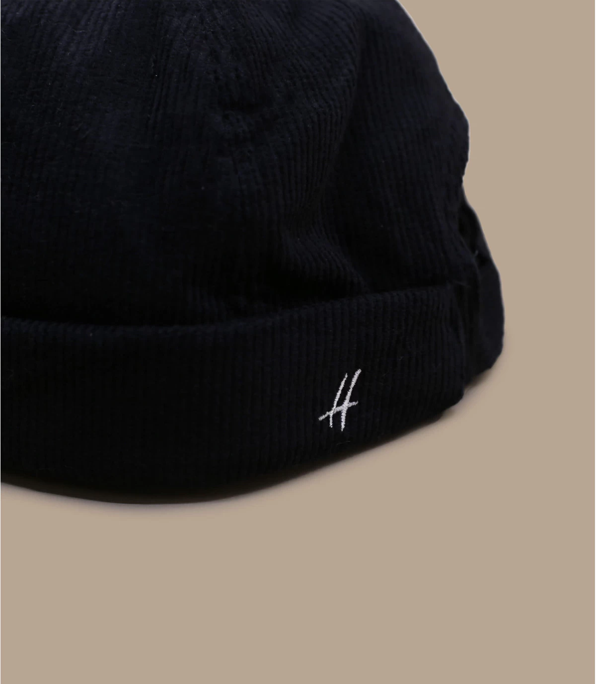 Whales Black 4 Whales Black – Image 4